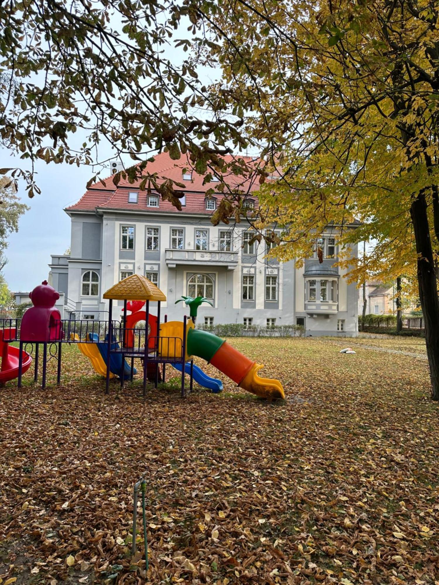 Hotel Willa Starosty Miedzyrzecz Exterior photo